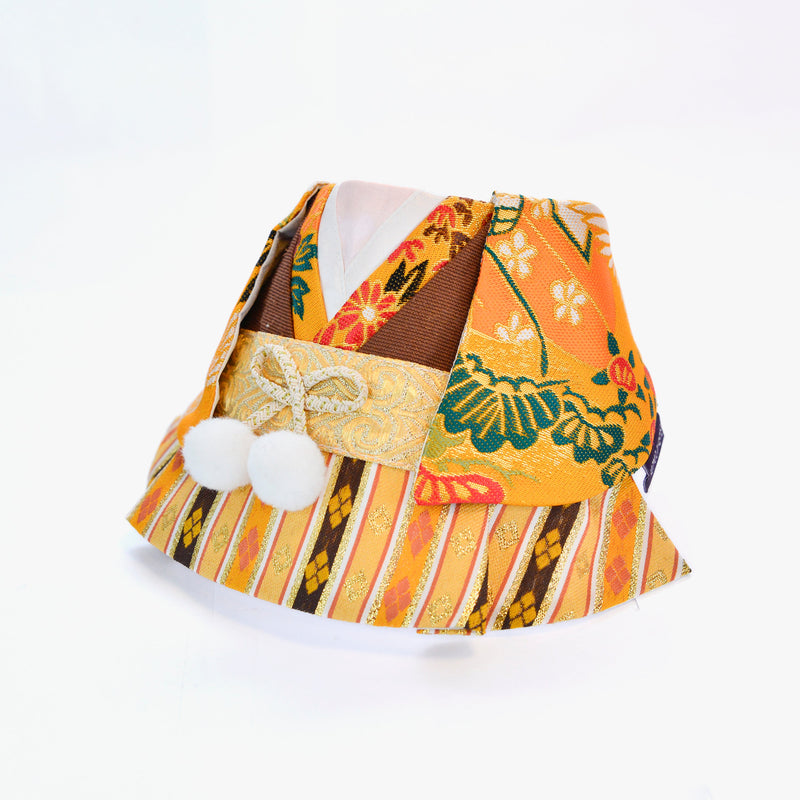 MOMOJI Meguro | Pet Bib