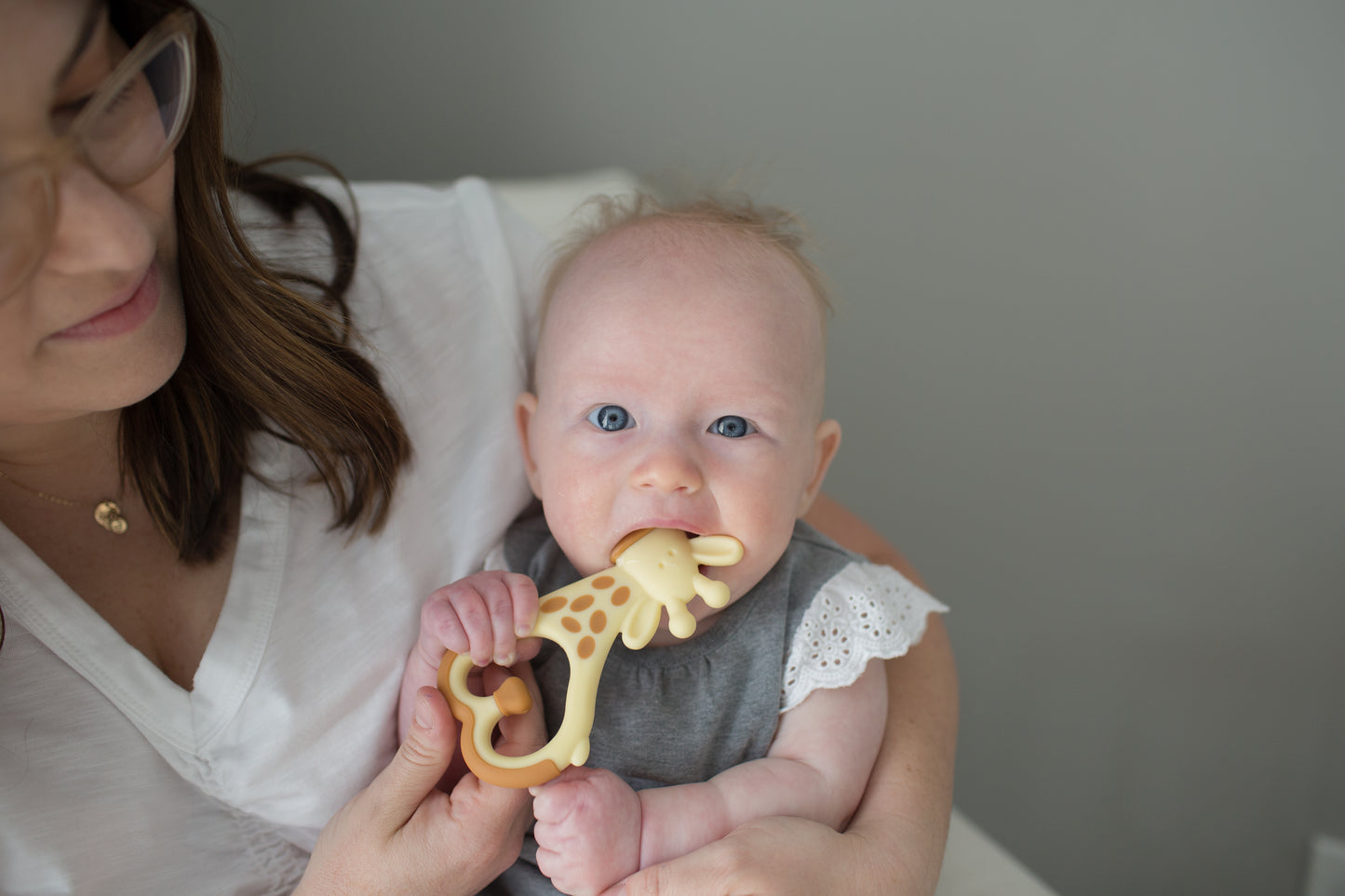 Dr Brown's Ridgees Massaging Teether - Giraffe