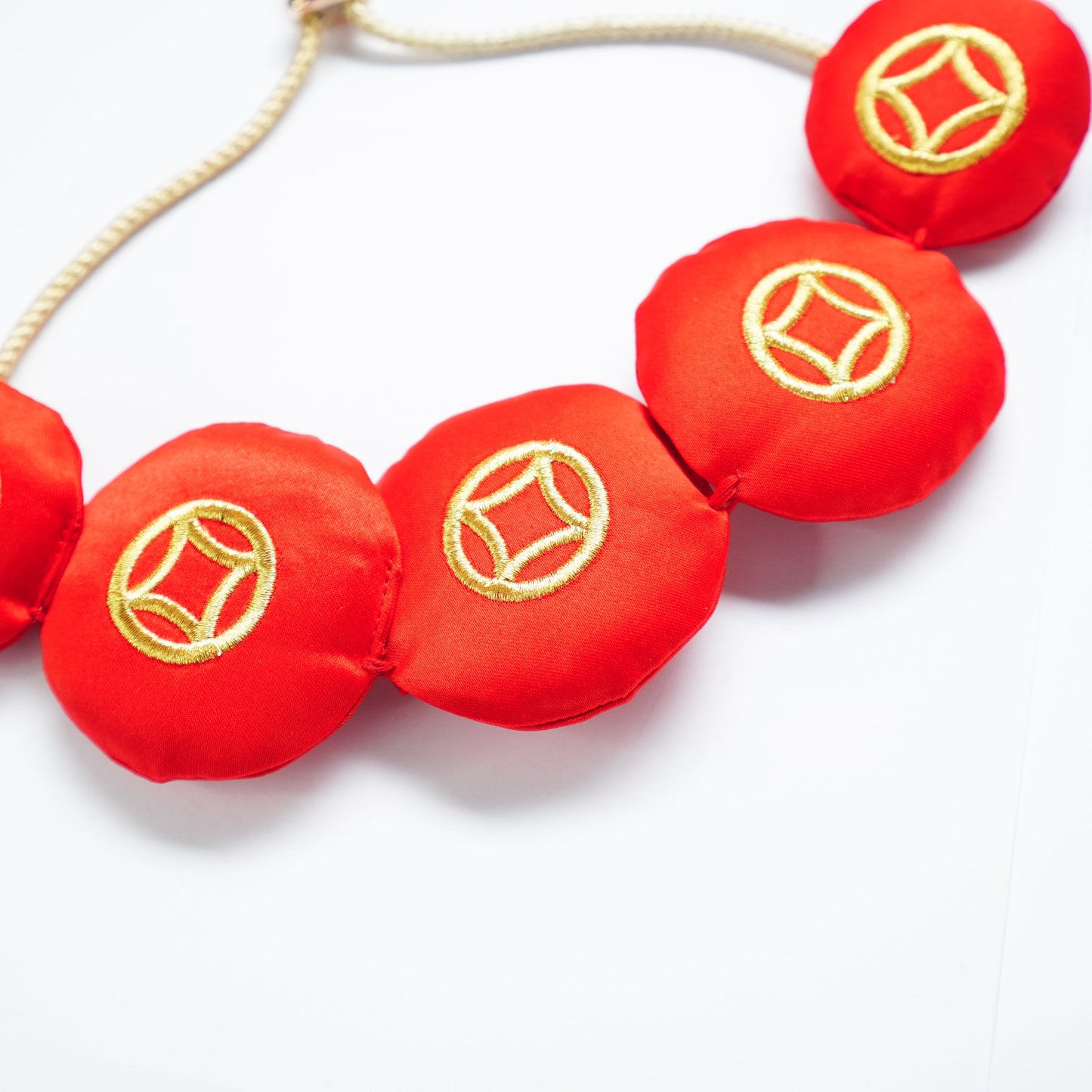 MOMOJI Prosperity Medallion 聚財圓 | Pet LNY Neckwear