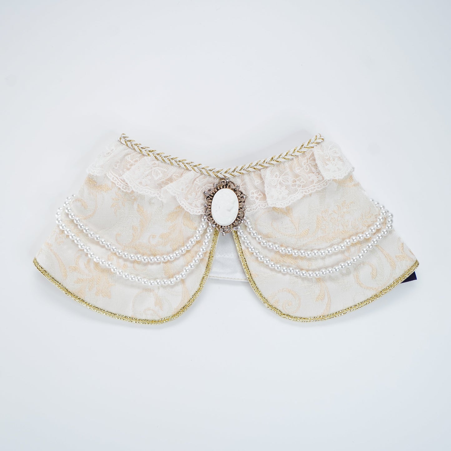 MOMOJI Henrietta (1-Champagne Silk Ivory) | Pet Neckwear