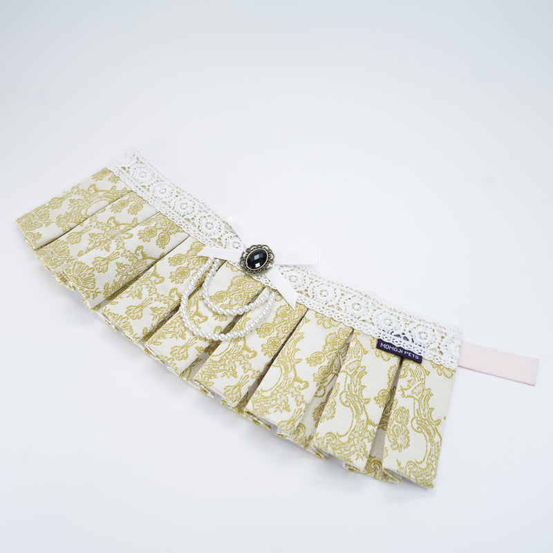 MOMOJI Gwendolen (1-Gilded Vanilla Brocade) | Pet Neckwear