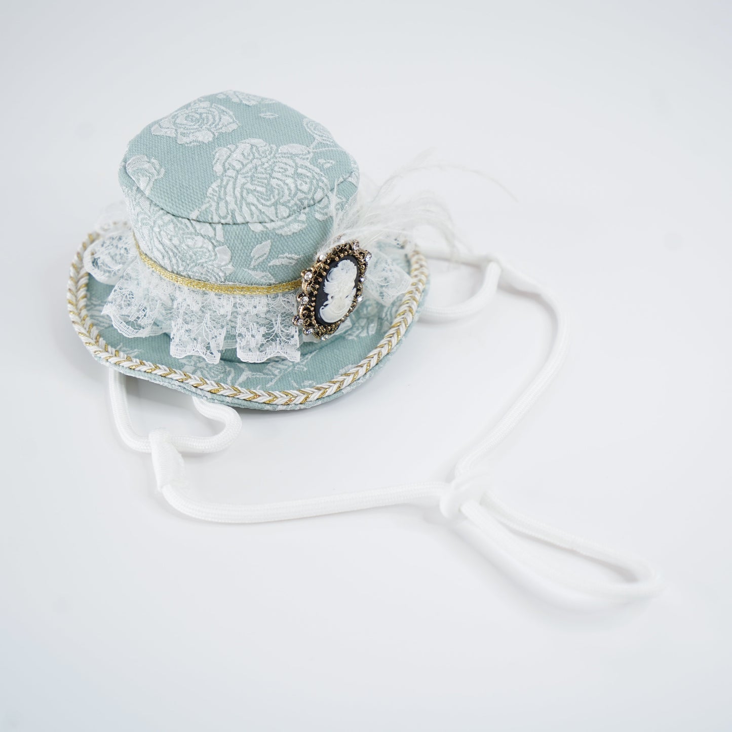 MOMOJI Augusta (1-Regency Celadon Sage) | Pet Hat