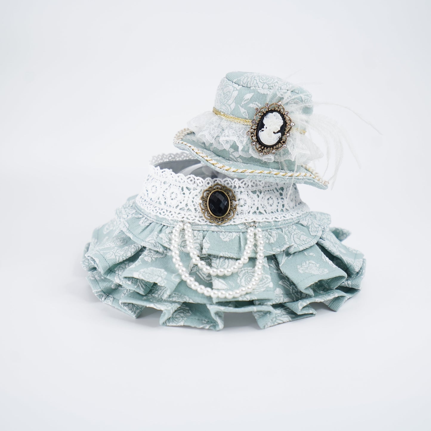 MOMOJI Augusta (1-Regency Celadon Sage) | Pet Hat