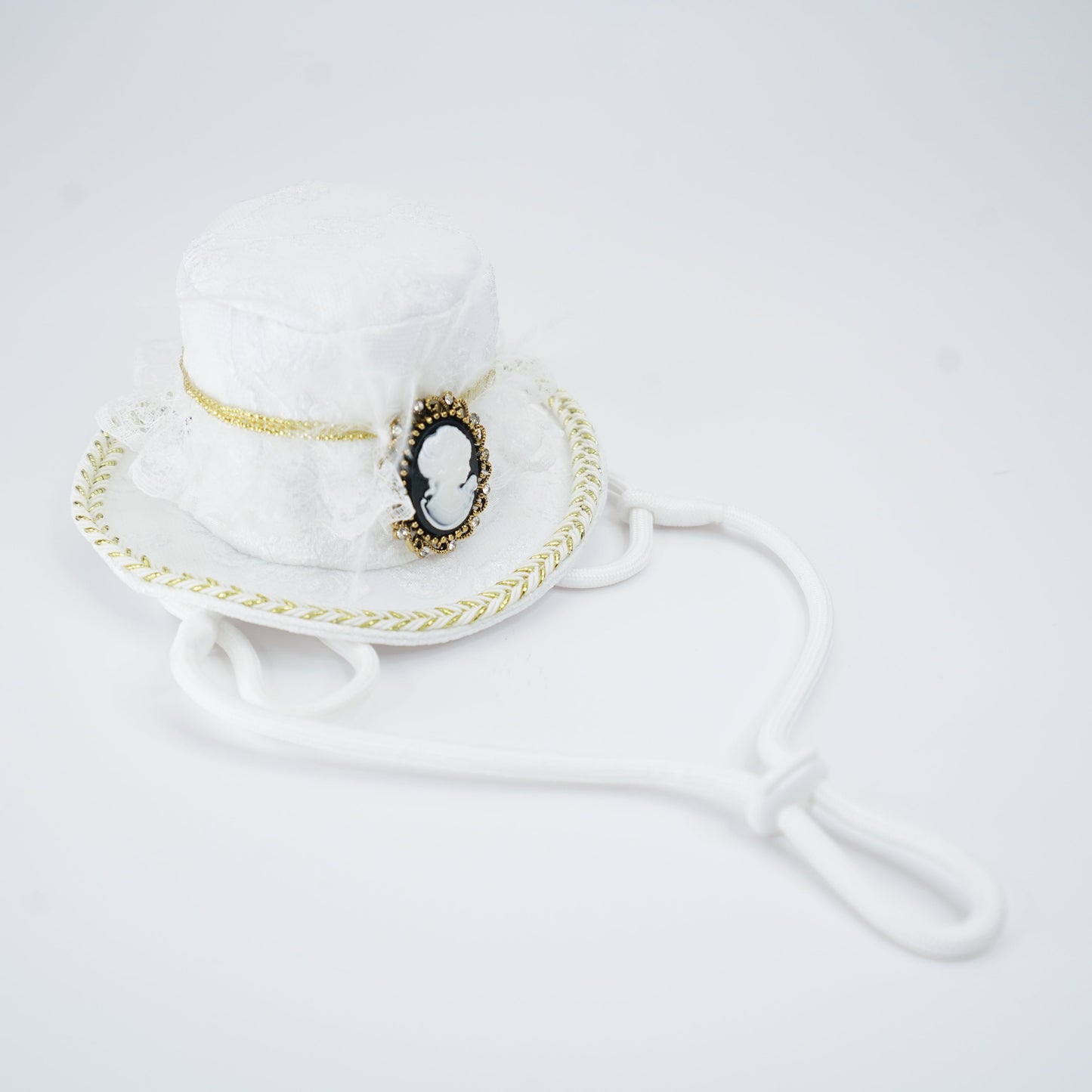 MOMOJI Augusta (2-Bridal Alabaster White) | Pet Hat