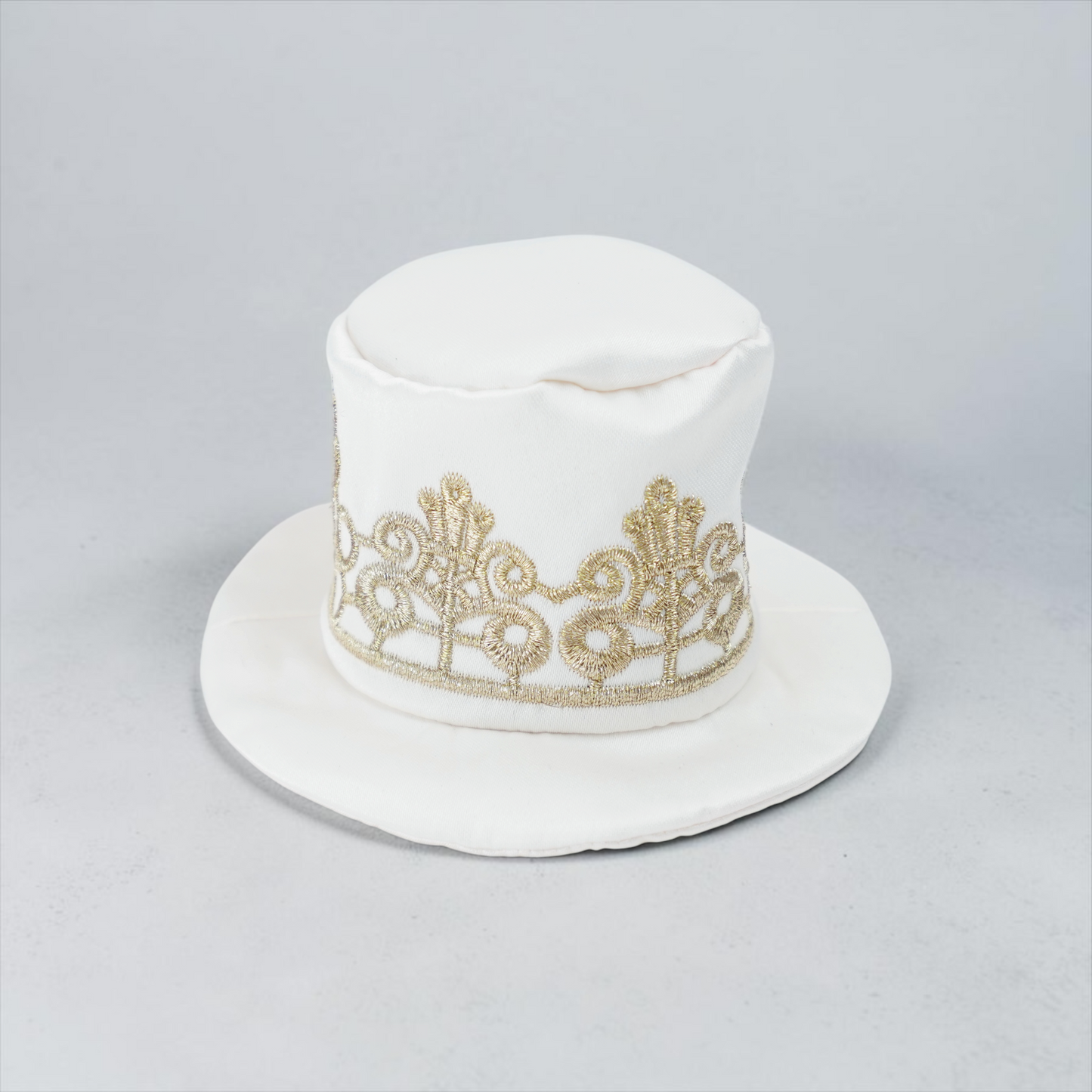 MOMOJI Sovereign (3-Bridal Alabaster Silk) | Pet Hat