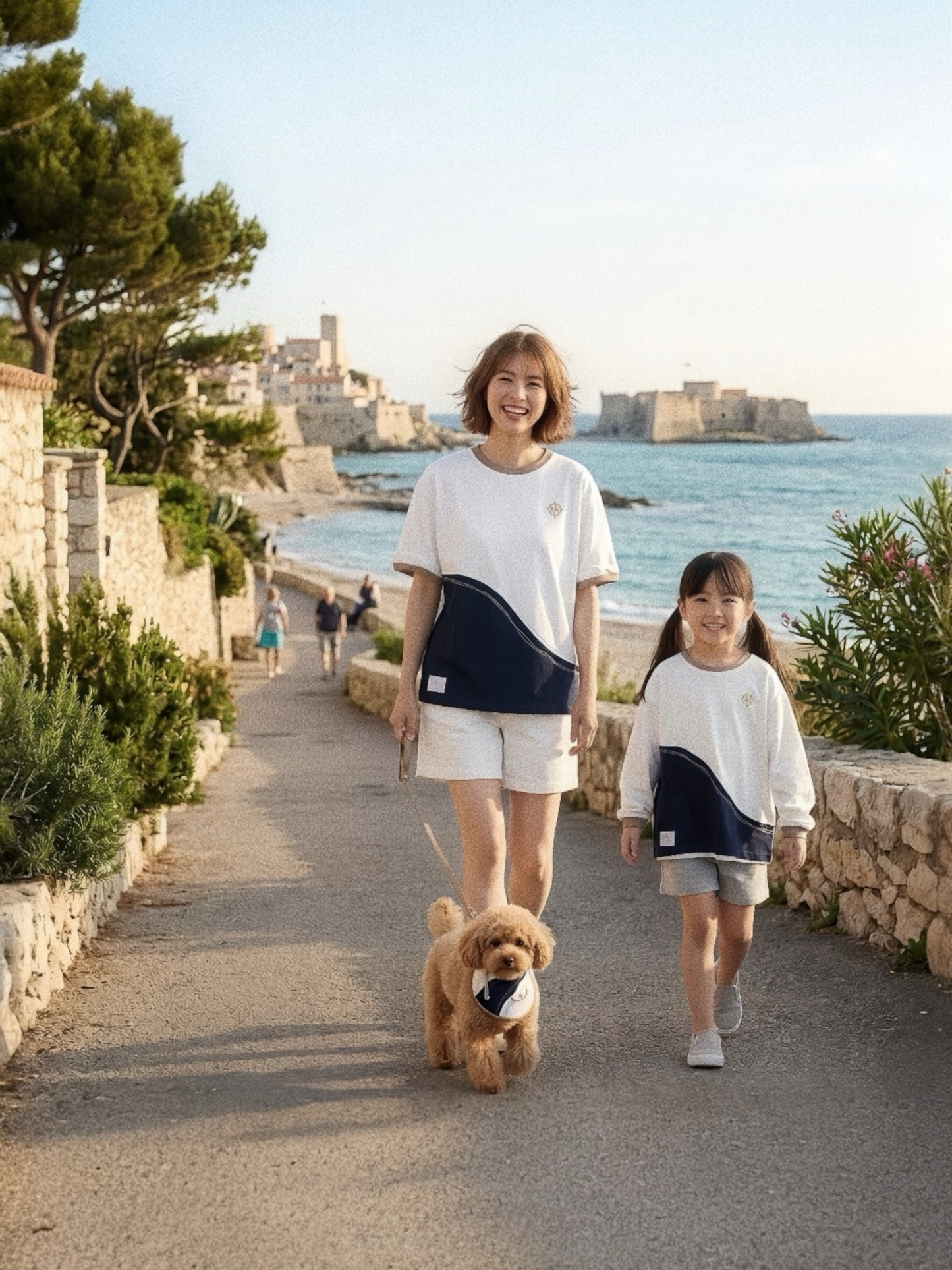MOMOJI Antibes Tee (2-French Riviera Blue) | Hooman (Adult/Kids)